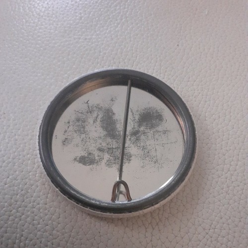 London Transport Museum Vintage Badge - Picture 2 of 3