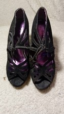 Schuh Black Suade Siletto Shoes. Size 4/37. 4 Inch Heels.