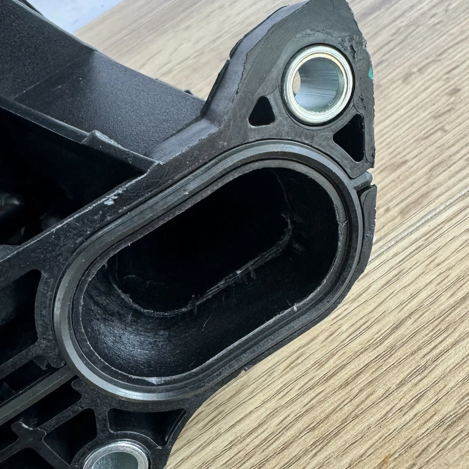 Colector de admisión lateral superior para Toyota Camry 2002-2011 Lexus HS250h Scion 2,4 L Foto 2 de 4