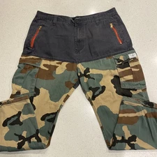PLAY CLOTHS “WINNERS NEVER LOSE” 100% COTTON CAMO CARGO SIZE 42 /30 MENS PANTS