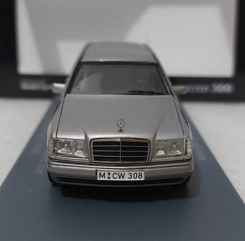 Mercedes-Benz V124 Lang Limousine Silver 1990 1:43 Neo 44308 1 of 300 PC RARITY! - Picture 8 of 16