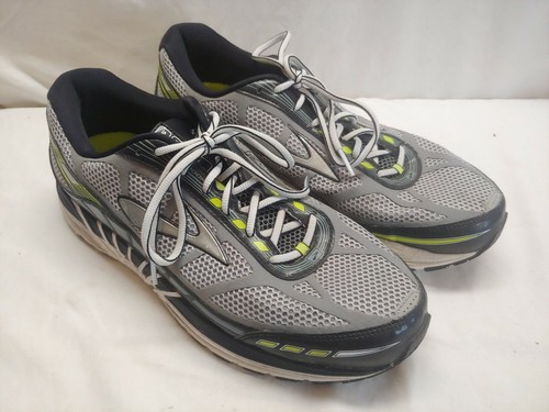 brooks dyad 12