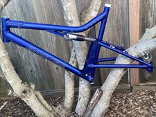 Santa Cruz Superlight Frame XL 21” Ano Blue Fox Float RC Excellent Condition