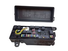 Mitsubishi L200 2011 Diesel Sicherungskasten PR06401000 RUM40191 Mitsubishi L200 2011 Diesel Sicherungskasten PR06401000 RUM40191