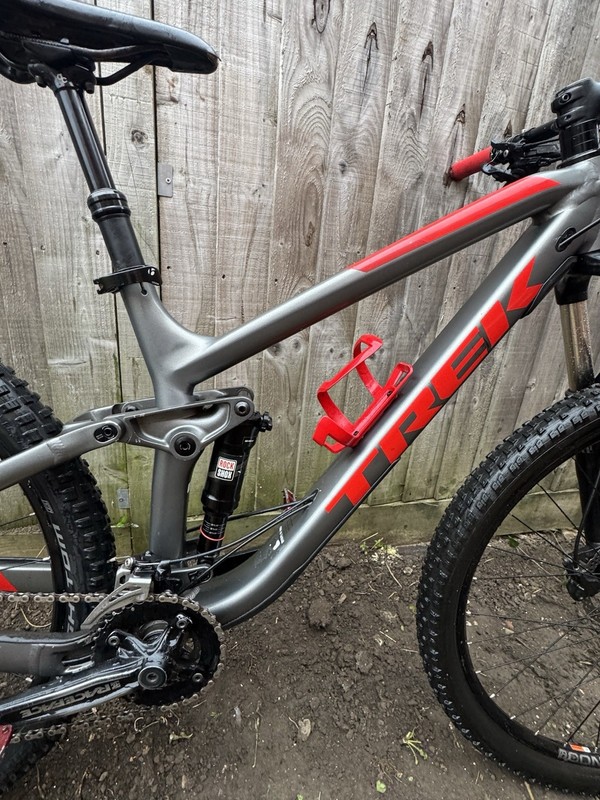 Trek Fuel EX 5 Mountain Bike Full Suspension 29-inch Wheels Medium Frame Used