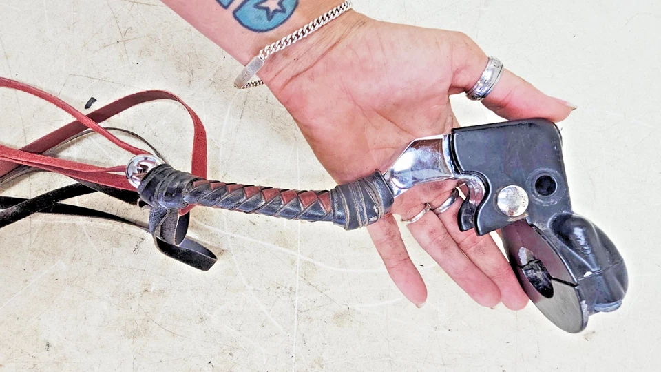 1996 HARLEY FLH ELECTRA GLIDE Freio Dianteiro Cilindro Mestre Embreagem Pinça Dupla - Imagem 4 de 4