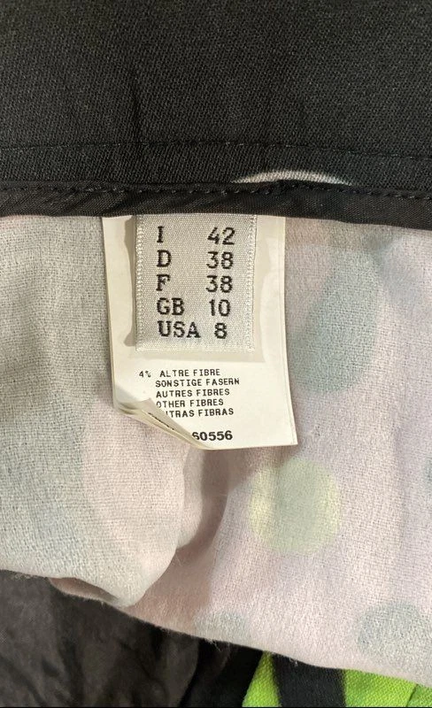 Pantalones Cortos Informales de Verano Moschino Para Mujer Multicolor Estampado Floral Talla 8 Foto 4 de 4