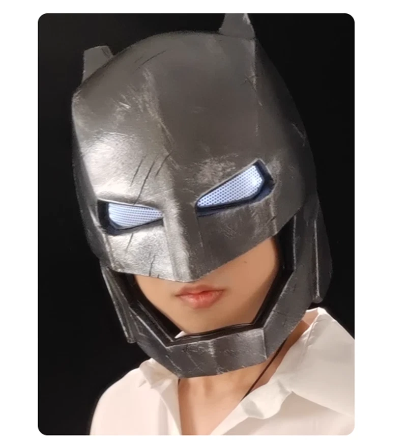 DC Batman Heavy Armor Helmet LED Mask Wearable FRP Halloween Cosplay Props 1:1 - Bild 4 von 4