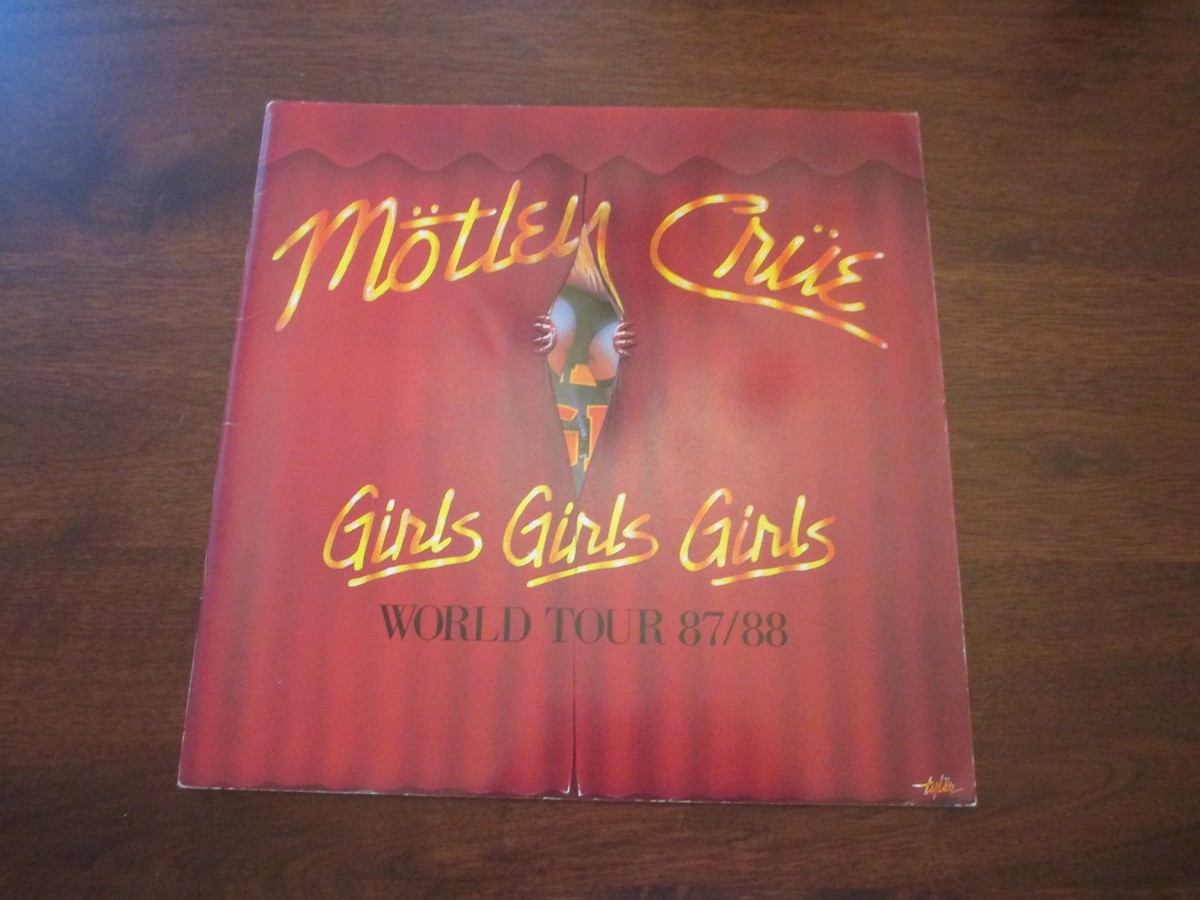 MOTLEY CRUE Girls Girls Girls JAPAN TOUR 87/88 CONCERT PROGRAM