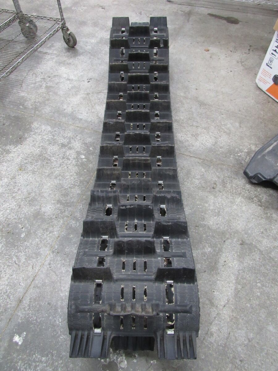 17 SKI DOO SUMMIT G4 850 E-TEC GEN 4 TRACK 165 x 16 x 3 17 SKI DOO SUMMIT G4 850 E-TEC GEN 4 TRACK 165 x 16 x 3