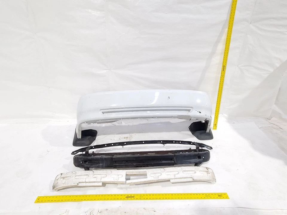 1992 1996 Honda Prelude OEM Complete Rear Bumper White Needs Paint - Image 4 of 4