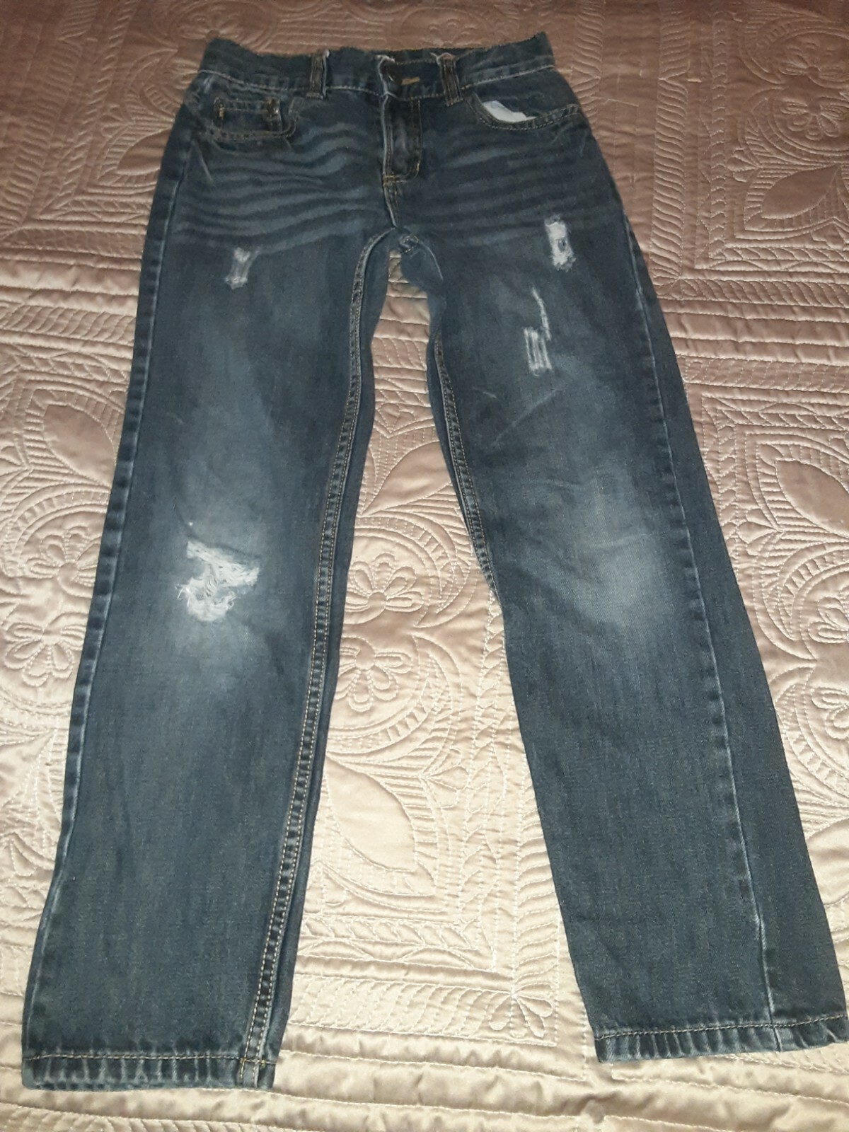 Picture 2 of 6