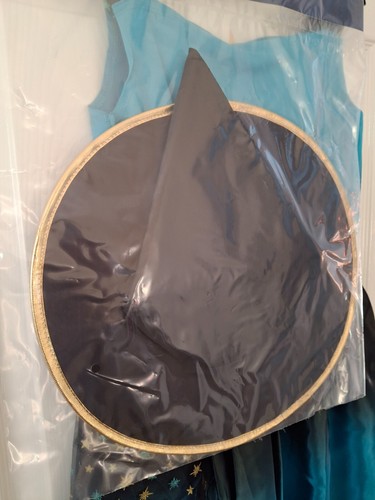 Witch dress and witches hat, age 11-12 - BNWT - Picture 4 of 5