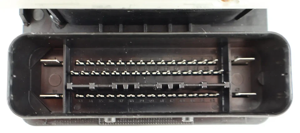 06 - 13 Mercedes-Benz GL450 ML350 R350 ABS Module Brake Controller A 251 431 04 - Image 3 of 4