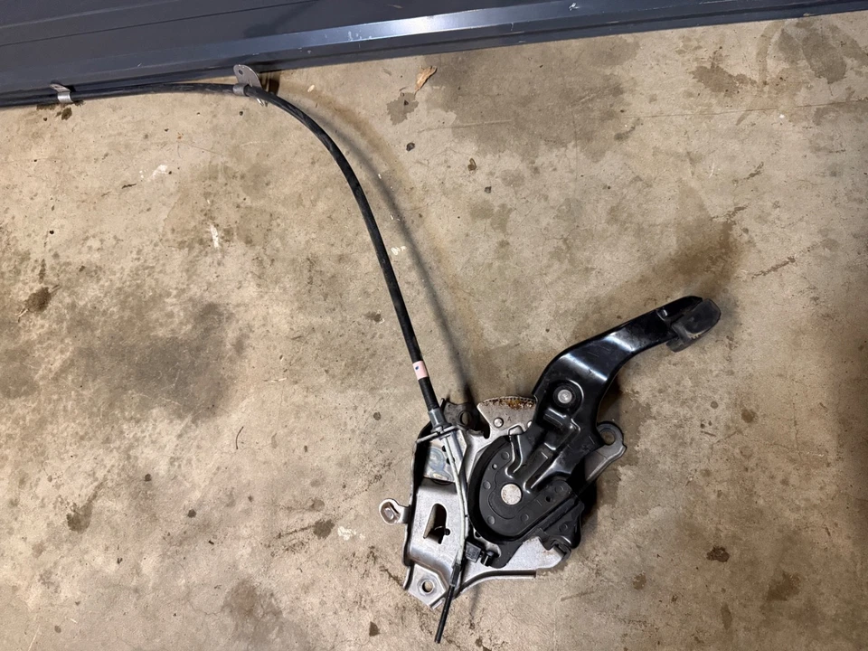 2006-2008 LEXUS RX400H EMERGENCY PARK PARKING BRAKE PEDAL LEVER OEM - Image 3 of 3