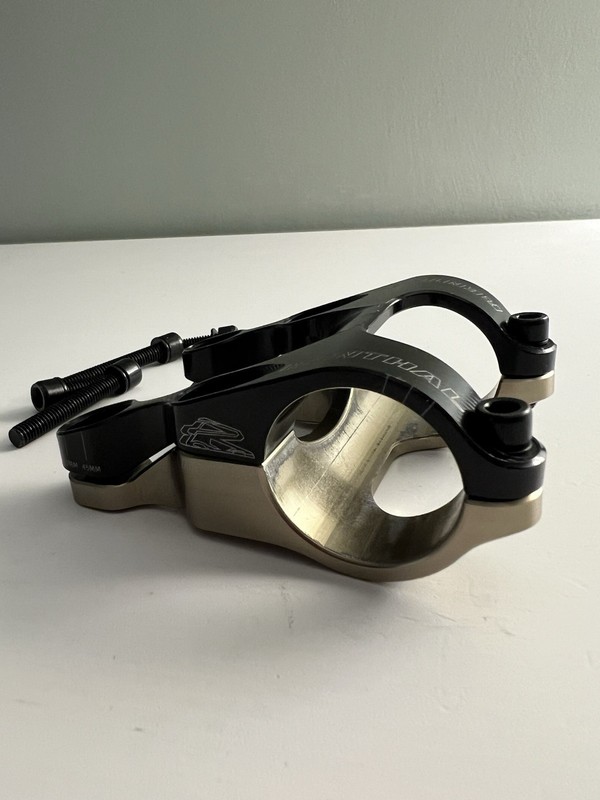 Renthal Integra Direct Fit Alloy Stem 31.8 Clamp In Fab Condition. New Bolts