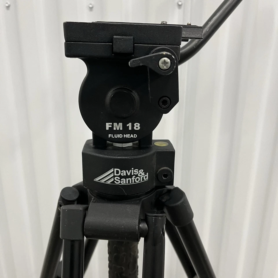 Davis & Sanford Provista 75XB Tripod w/ FM18 Fluid Head - Image 4 of 4