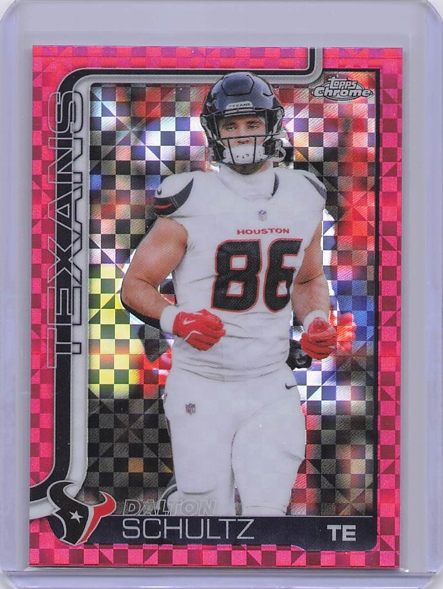 2025 Topps Chrome - Dalton Schultz #118 Pink X-fractor