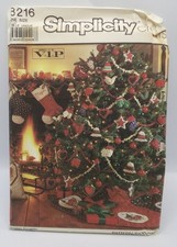Simplicity 8216 Christmas Accessories Tree Skirt Stockings Ornaments ONE SIZE