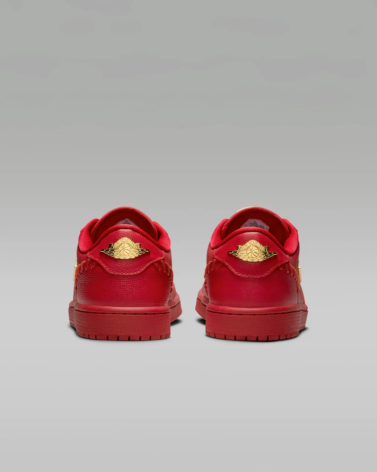 Nike Air Jordan 1 Low Gym Rojo Metálico Dorado FN5032-607 Mujer’s 8.5 UK 6 NUEVO Foto 3 de 4