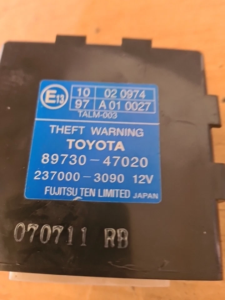 2007 TOYOTA PRIUS MK2 T4 1.5 HYBRID ANTI THEFT ALARM CONTROL MODULE 8973047020 - Image 2 of 4