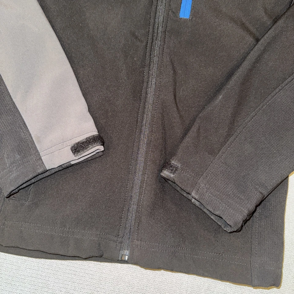 “Snozu Performace” Youth Zip Up Softshell Jacket With Hood Black~ Size M  10/12 - Image 3 of 4