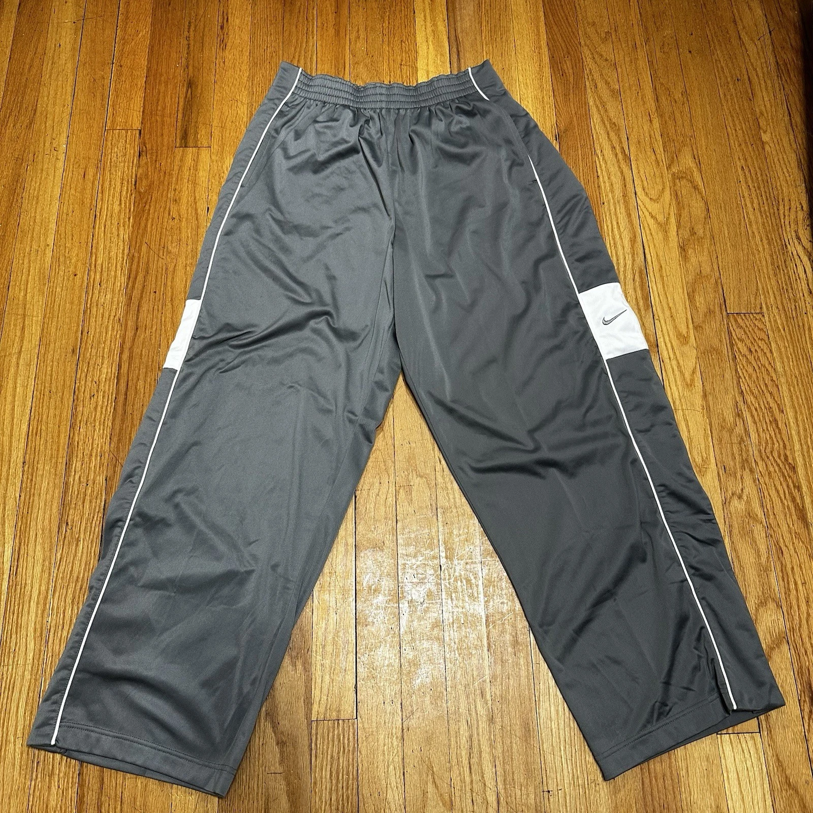 Vintage Nike Men’s Track Pants Large Tear Away Y2K 2000 Gray Tag Baggy Grunge