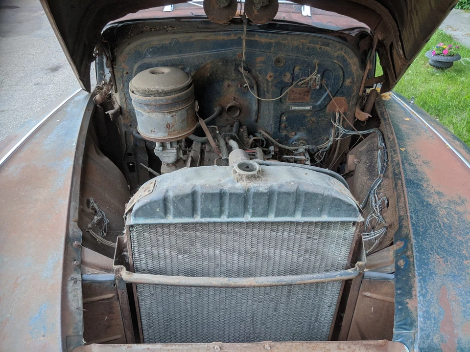 Radiador de soporte central Silver Streak Pontiac 1942 41 42 46 47 48 1948 1946 1941 Foto 2 de 4