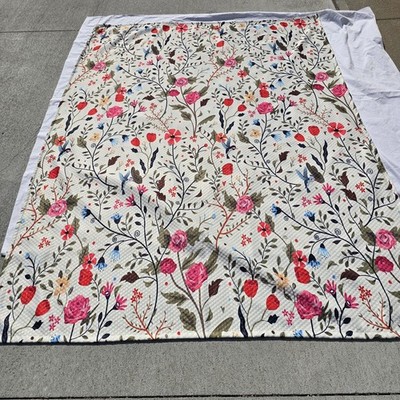 Queen / Full Size Vtg Bedspread with Flowers and Trees ~ Spring Colors 122''x90''