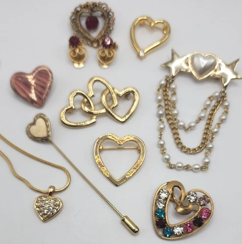Vintage Valentines Day Gold Tone Costume Jewelry Lot Heart Mixed Materials Gift