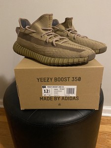 yeezy earth size 12