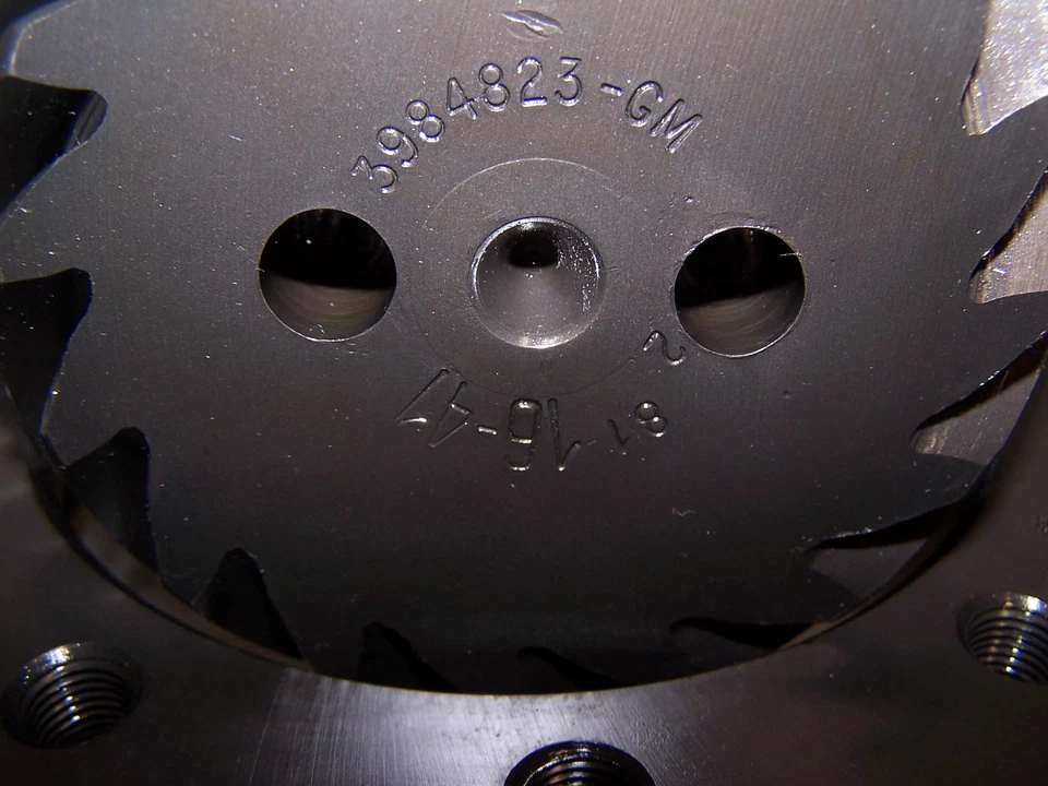 GM O.E. 8.5 Ring and Pinion 2.56 gear ratio fits 2 series carrier - Image 3 of 3