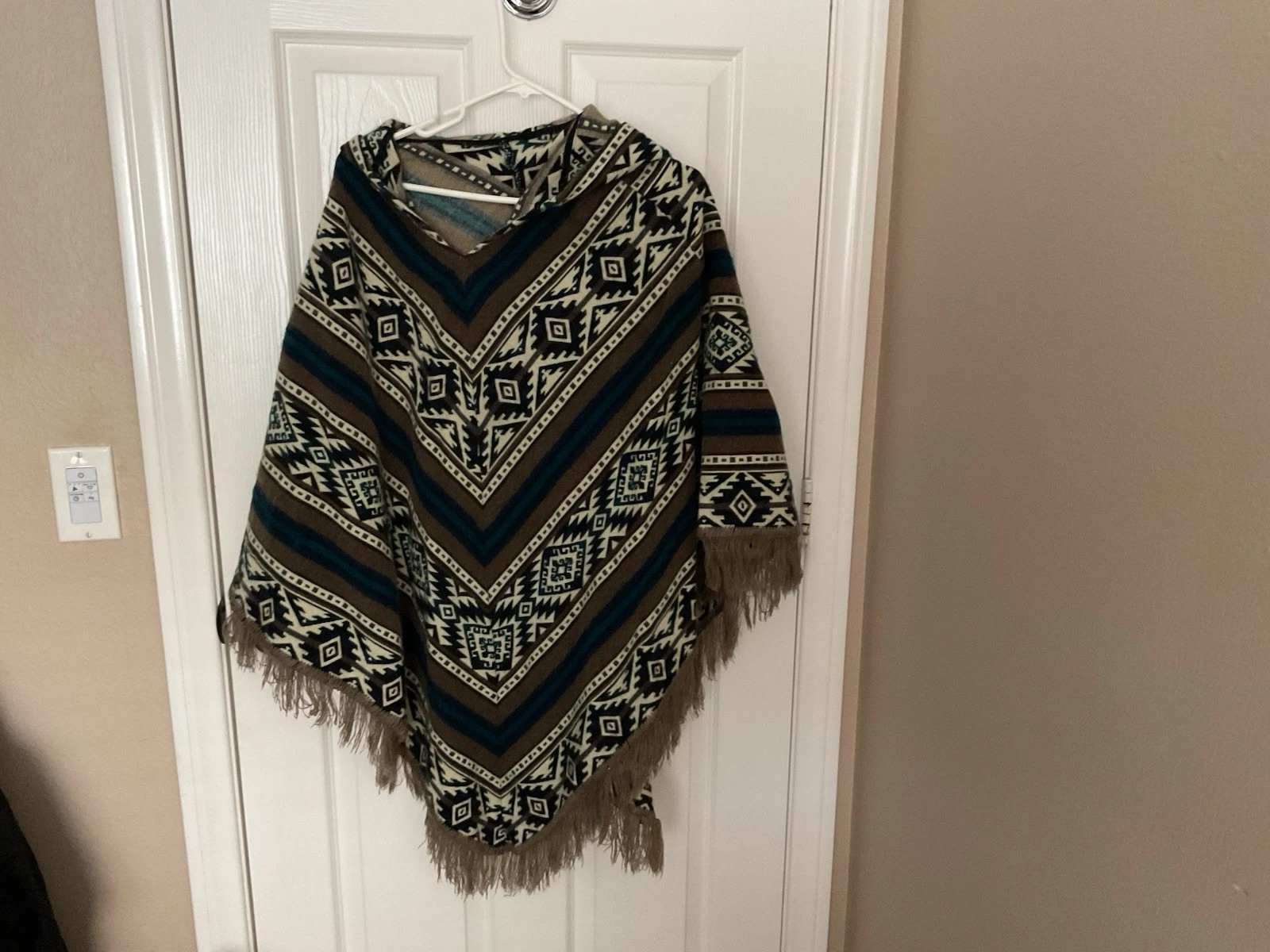 Peruvian Wool Blend Poncho Womens Size Regular Brown And Teal