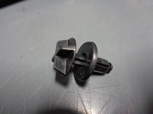 Genuine Fender Liner Rivet W716510-S300