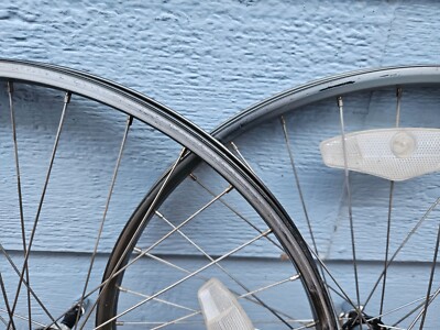 Vintage 26 Inch 36h Araya RX-7 26x1.50 Mountain Bike Wheelset Blue