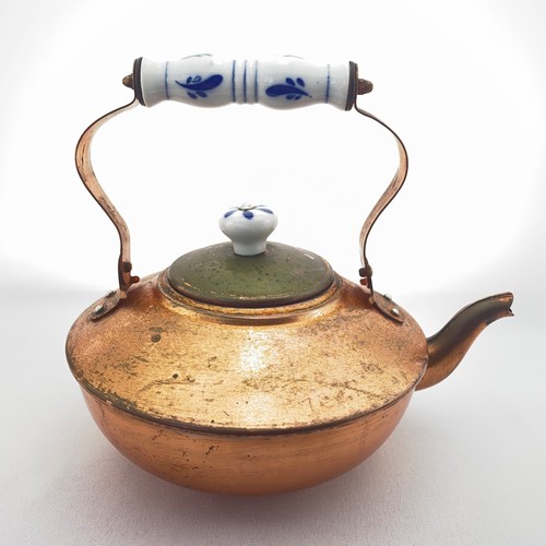 VTG Copper Tea Pot Kettle with Blue & White Porcelain Handle & Knob on Lid - Picture 2 of 14