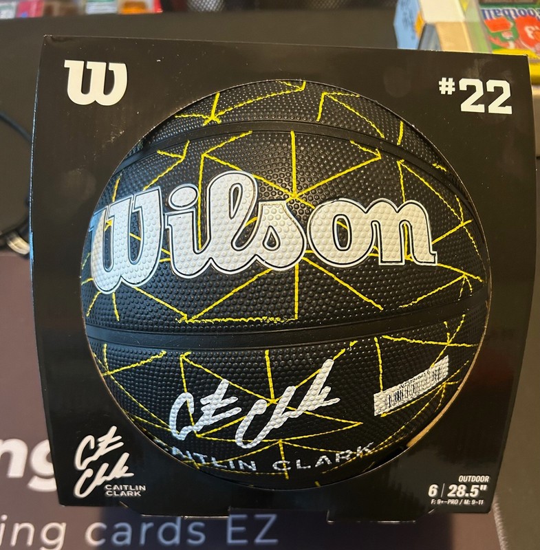 Wilson CAITLIN CLARK Limited Series WNBA Repetition Basketball Size 6