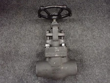 WALWORTH 5520 Globe Valve, 1-1/2", Class 800, 1975 PSI. No Box