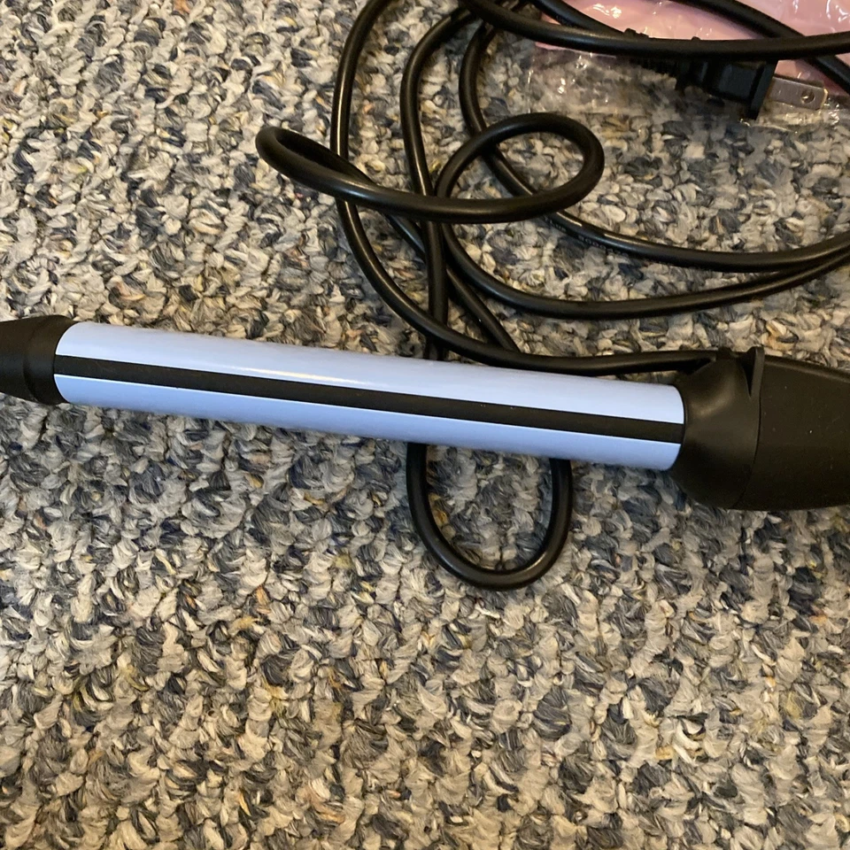 Bio Ionic OnePass Oval Wand Nano Ionic MX Curling Iron Silicone Ceramic - Image 4 of 4