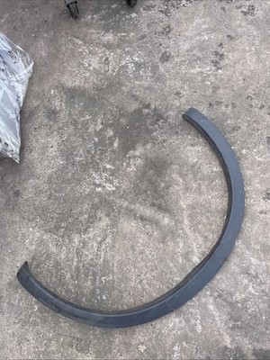 NISSAN QASHQAI 2007-2014 RADLAUFLEITUNG VERKLEIDUNG HINTEN LINKS 93829BRO