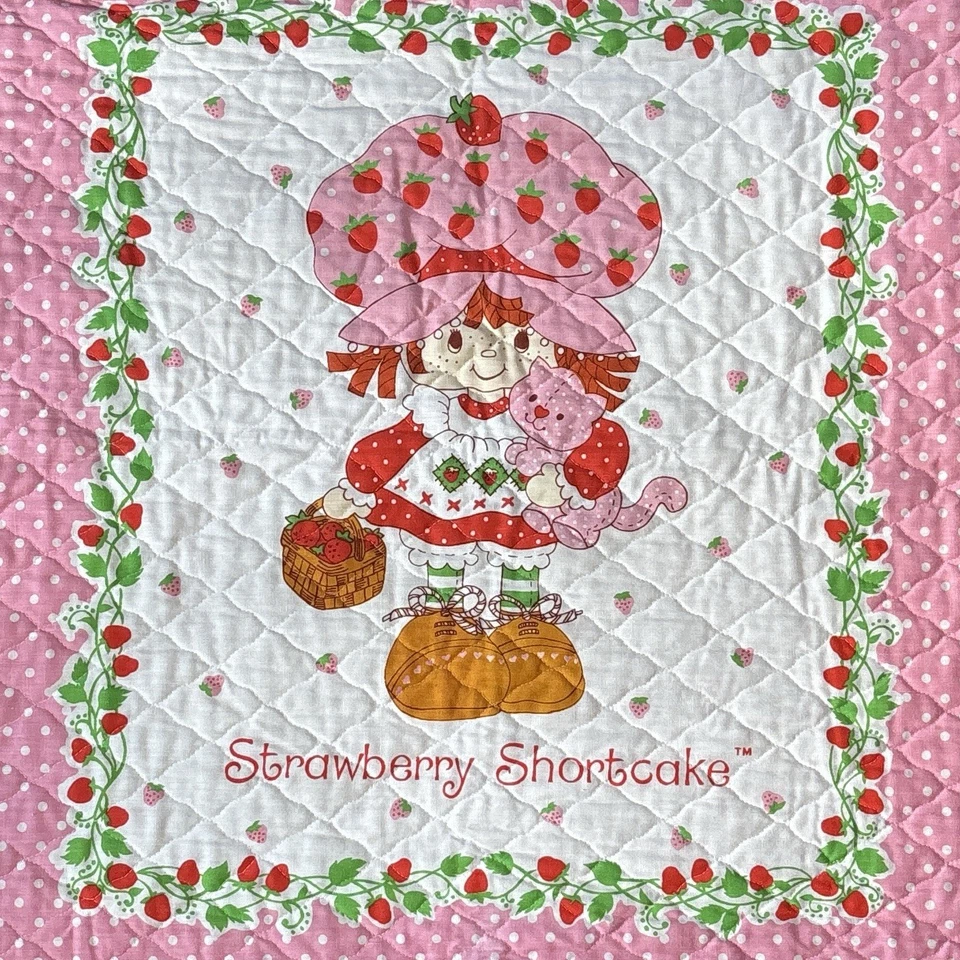 Edredón de bebé Strawberry Shortcake vintage ropa de cama rosa con volantes casa de campo 33x43 Foto 4 de 4
