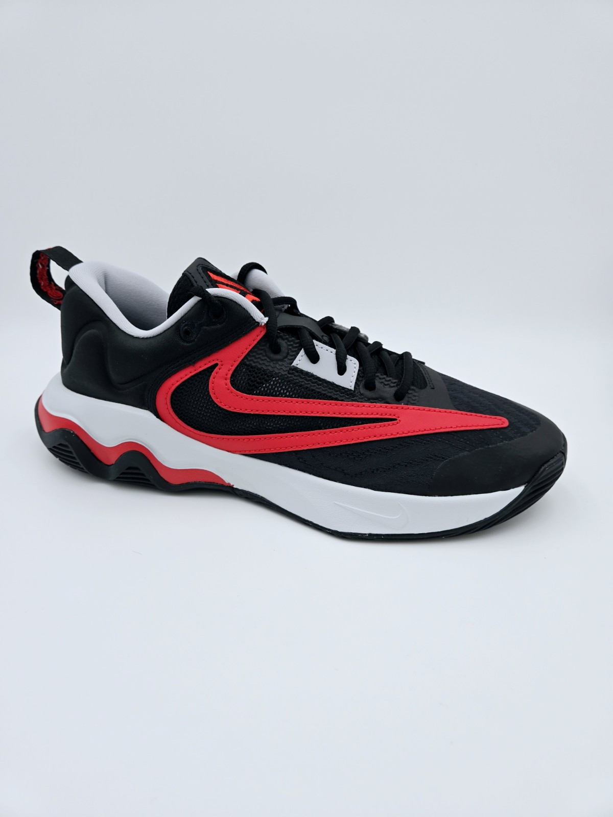 Nike Giannis Immortality 3 Shoes Mens 10 Black/University Red DZ7533-004 Nike Giannis Immortality 3 Black/White/Red Men main image 2