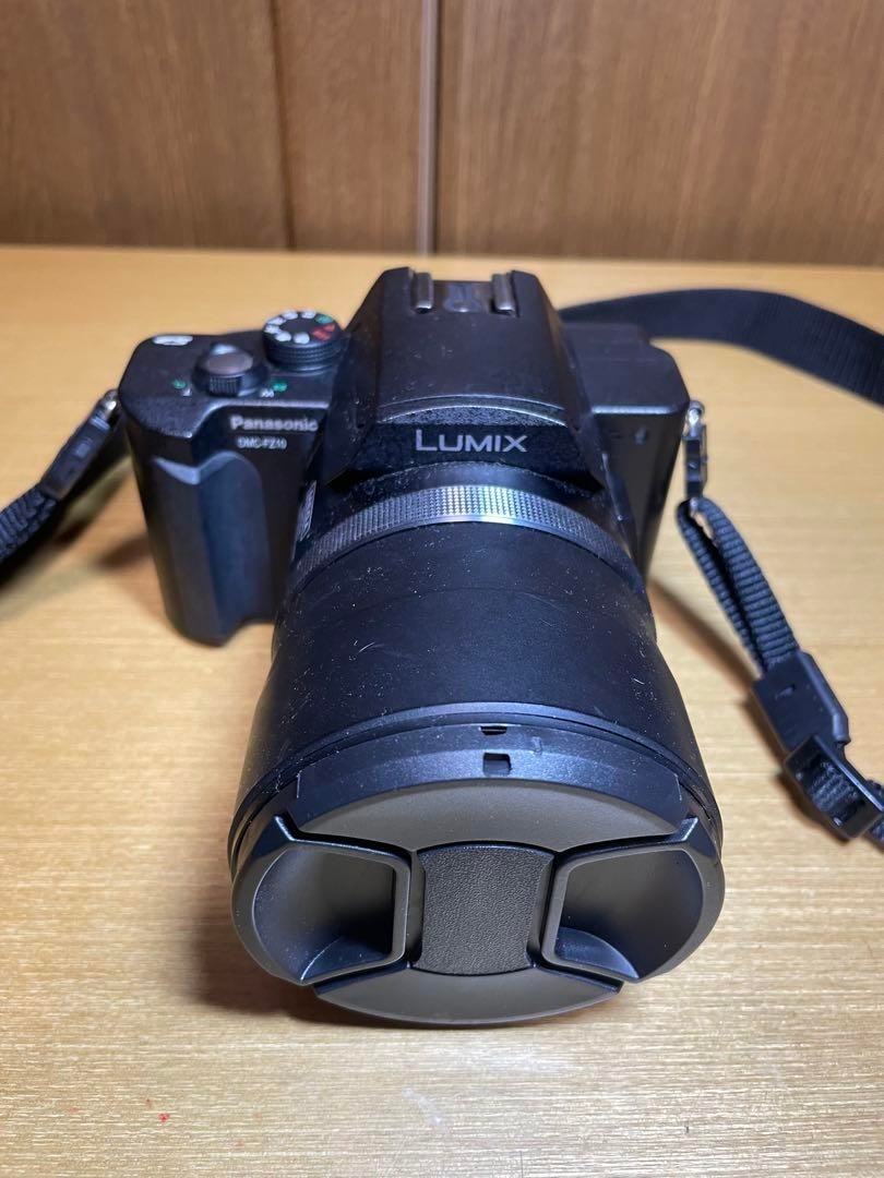 Panasonic LUMIX DMC-FZ10 コンパクトデジタルカメラ 概要 デジタルカメラ DMC-FZ10 | LUMIX（ルミックス） ミラー