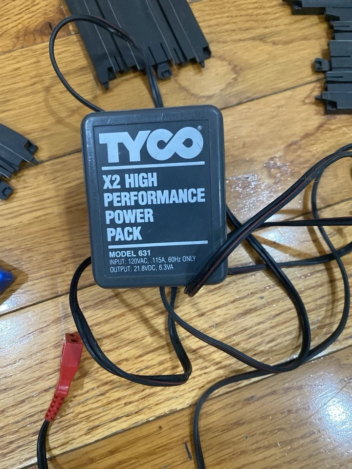 TYCO HO Slot Car Track Lot–Tested– X2 Power Pack, Controllers,Straights & Curves - Image 2 of 2