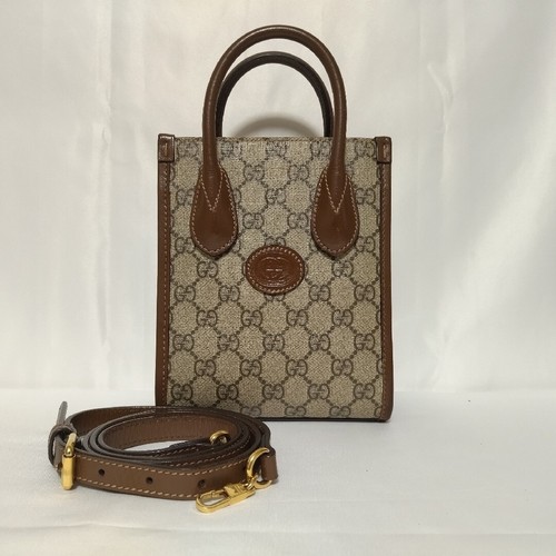 Excellent Condition Gucci GG Supreme Interlocking PVC Leather 2WAY Handbag Shoul