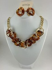 Beautiful Stunning Chunky brown and gold Necklace Set with Pierced Earrings