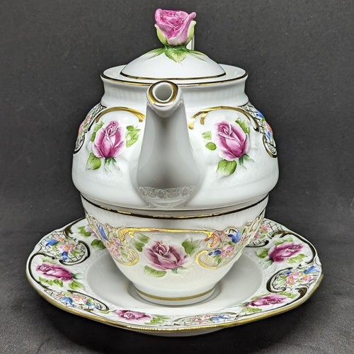Tea For One Teapot Teacup Porcelain by Heirloom Lace Ltd. Romania Artist Signed - Picture 4 of 15