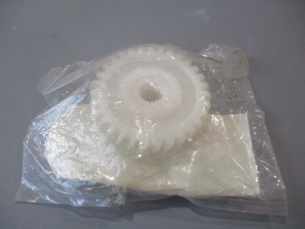 NOS Yamaha OEM Impeller Shaft Gear 1983-1985 YZ125 24X-12459-00 | eBay
