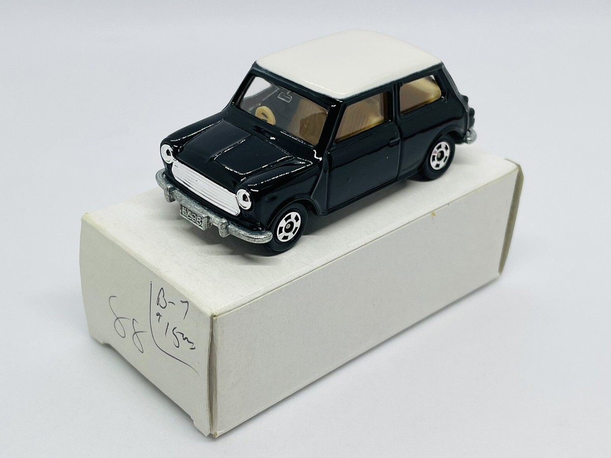 Tomica Tomy 88-2-57 BLMC Mini Cooper S - Ivory/Black - Loose Tomica Tomy 88-2-57 BLMC Mini Cooper S - Ivory/Black - Loose