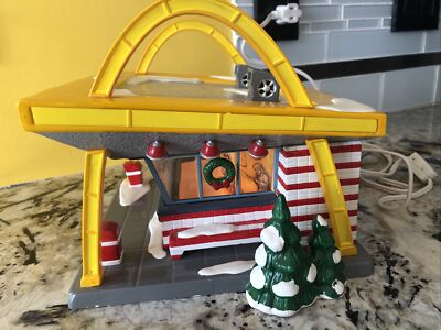 Dept 56 Snow Village McDonald's Restaurant In Original Packaging